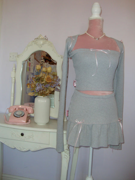 Cosy Coquette Set In Smoke